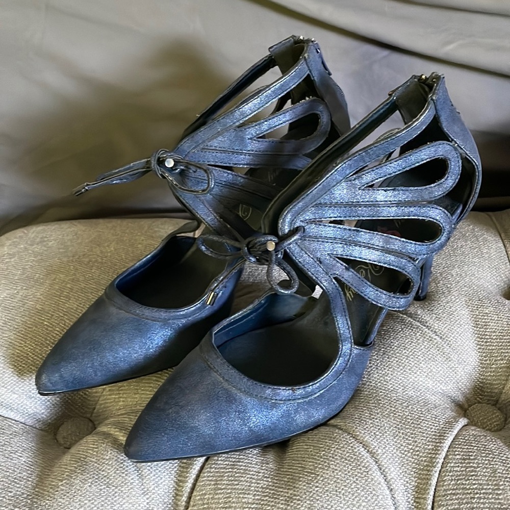 Penny Loves Kenny Blue Heels